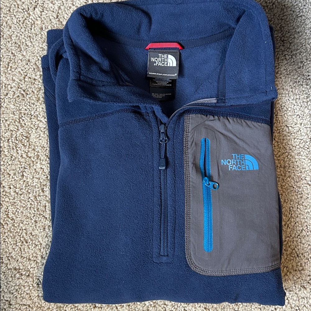 The North Face Small Men's Performance 3/4 Zip Jacket in Blue and Gray - Picture 3 of 8